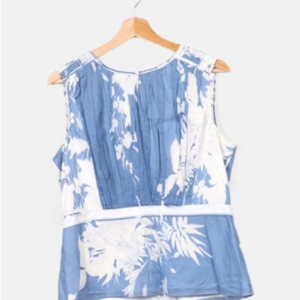 Tahari pleated blouse